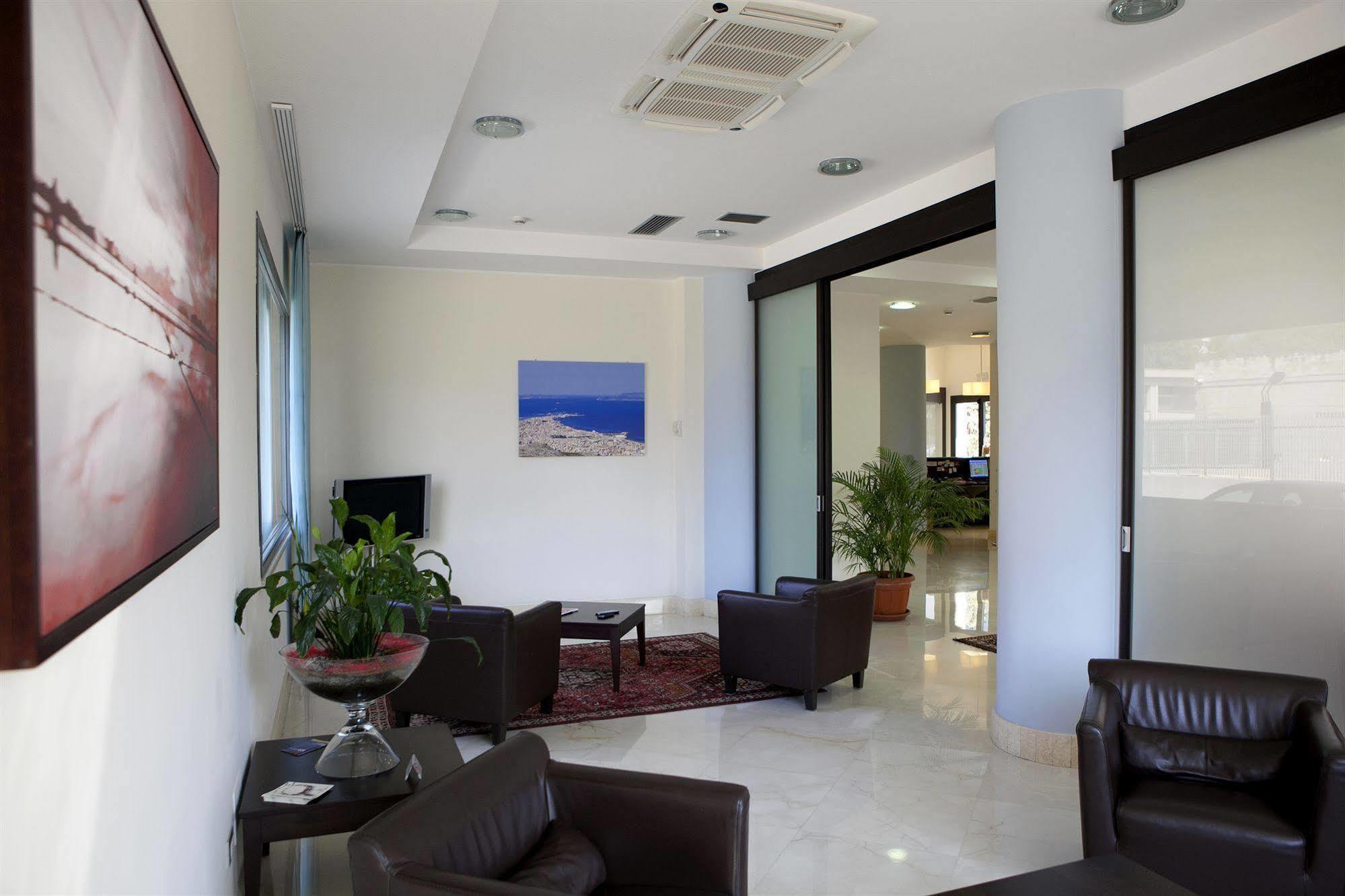Hotel Tiziano تراباني المظهر الخارجي الصورة